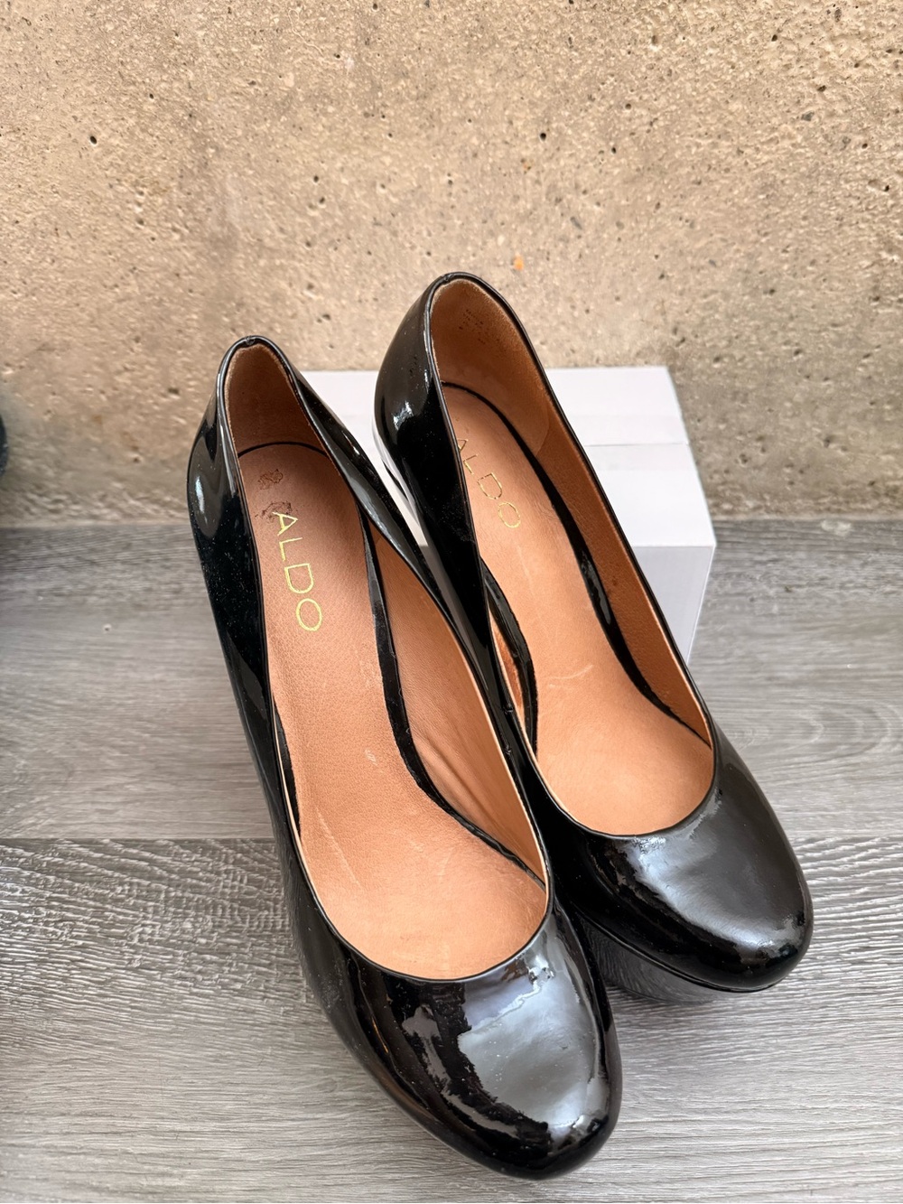 Aldo Black Patent Sculptural Wedge Pumps - Picture 6 of 12